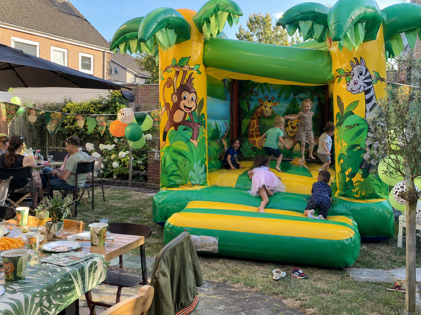 Een thema springkussenfeest organiseren in Maastricht